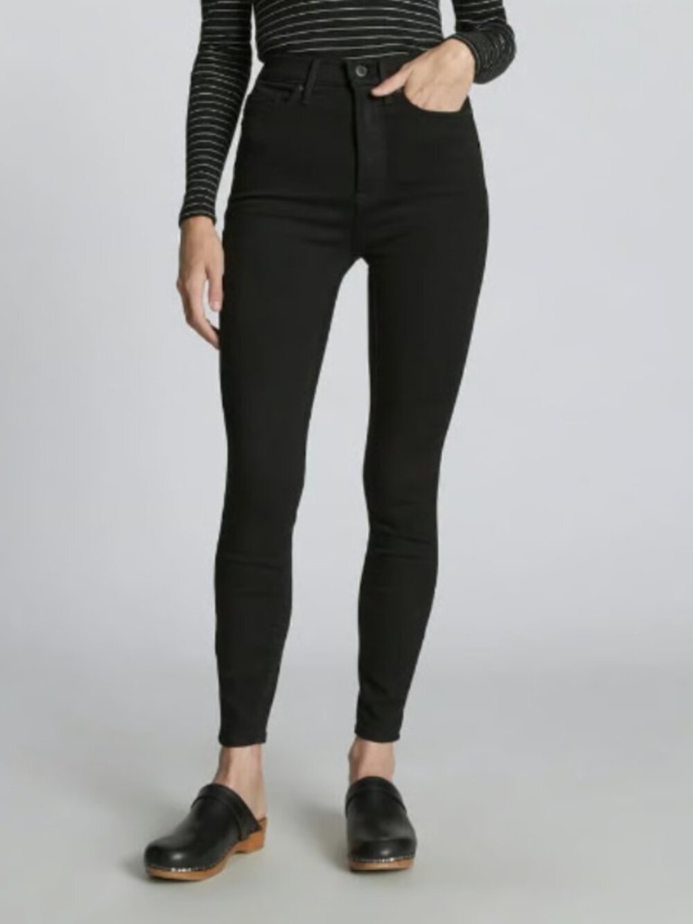 Everlane Way-High Black Skinny Cropped Jeans EUC Size 31